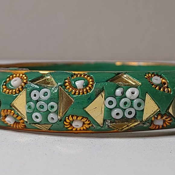 Large Green India Bangle - Picture 2 of 15